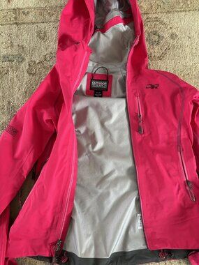 Outdoor Research Revelation Jacket Women's XS Pink Waterproof Hooded Shell